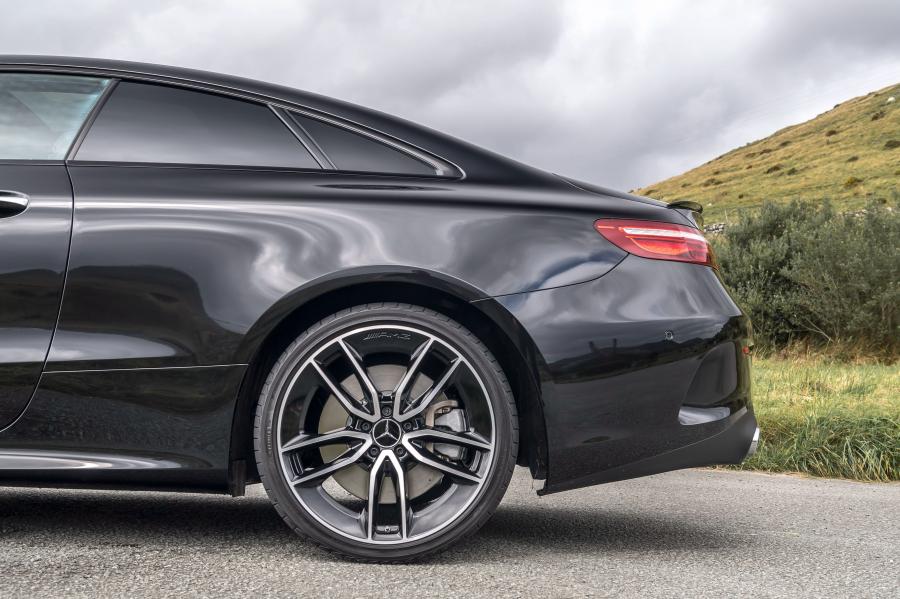 Детали экстерьера Mercedes-AMG E53 4Matic+ Coupe (C238) 2018 года  (UK) (фото 27 из 40)